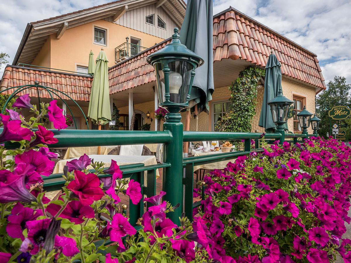 Hotel Mutz Garni Inning am Ammersee Exterior photo