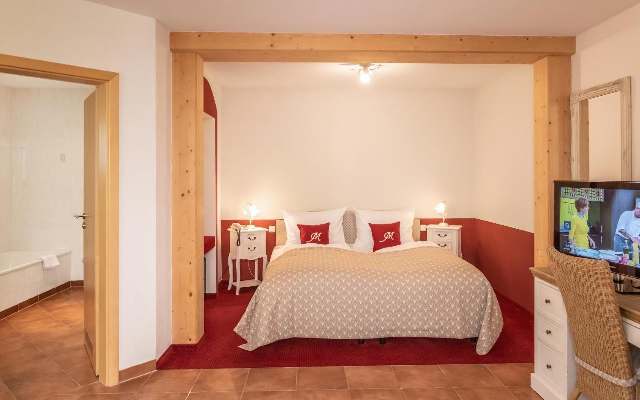 Hotel Mutz Garni Inning am Ammersee Exterior photo