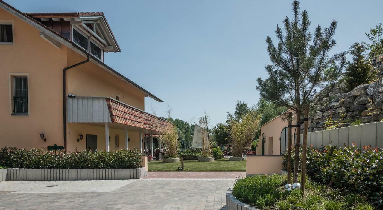 Hotel Mutz Garni Inning am Ammersee Exterior photo